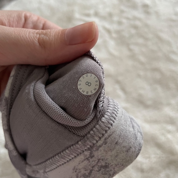 Lululemon Flow Freely Bra in Washed Marble Alpine White Silverscreen - Picture 6 of 6